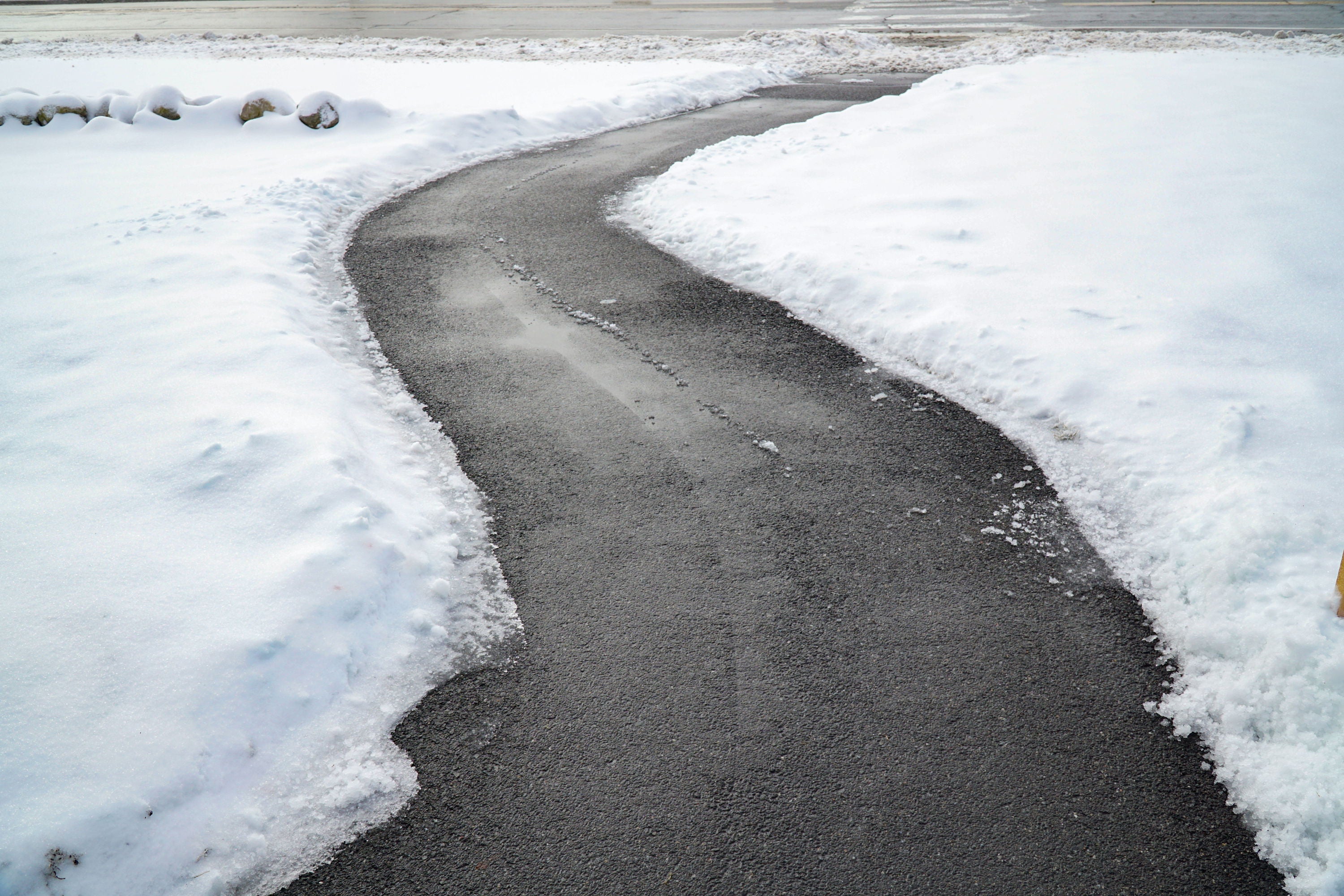 Snow and Salt Damage: How Winter Takes a Toll on Your Lawn – Andersons Lawn