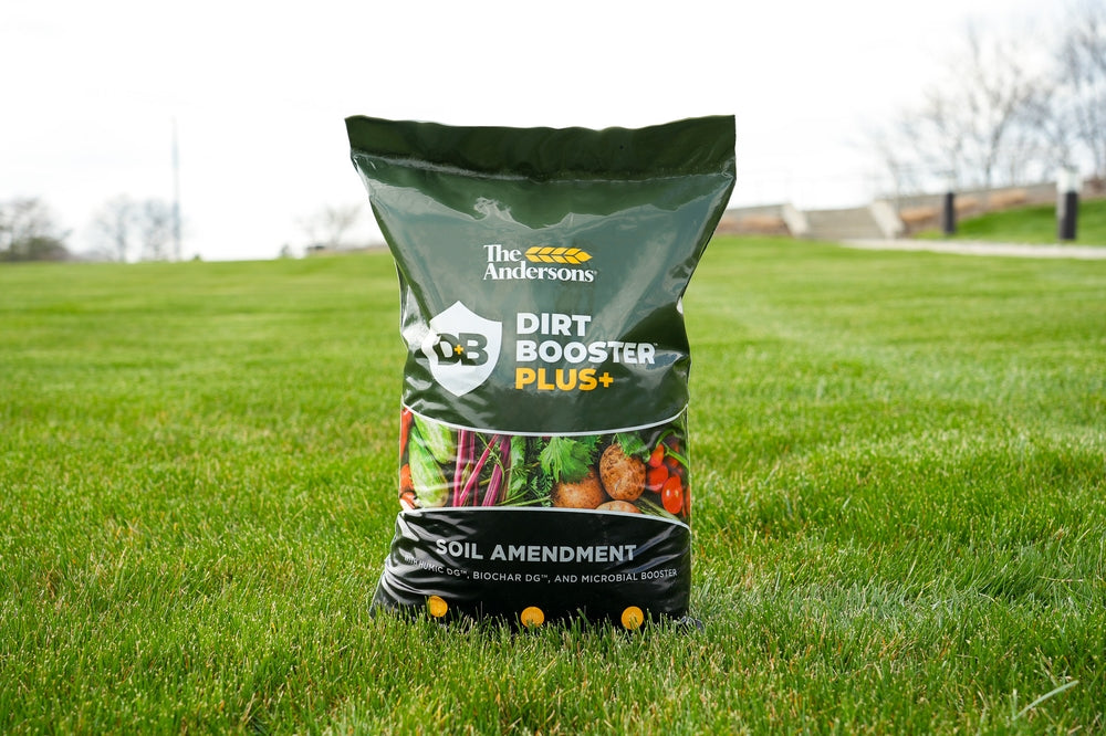 Using Dirt Booster™ Plus on Your Lawn and Garden